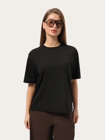 Základné čierne oversize tričko s logom