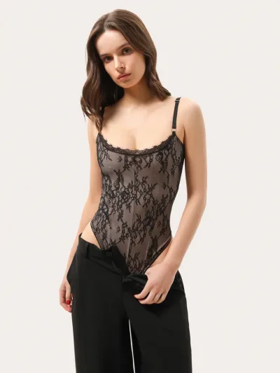 Čierne čipkované body